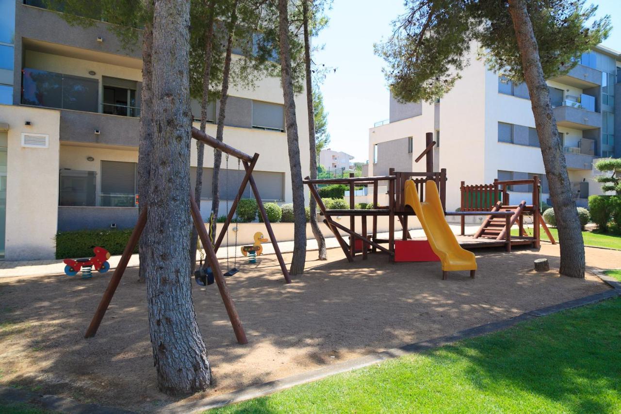 Uhc Salou Villa Family Complex 外观 照片